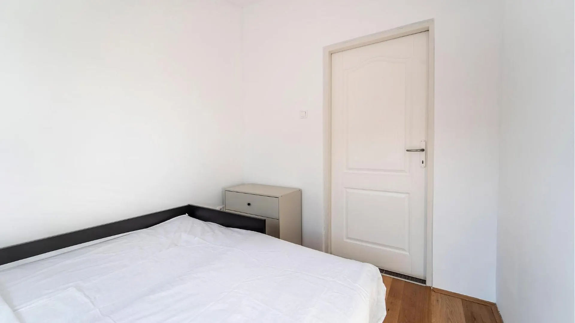 Gorgeous Apartment In Zadar With Kitchen